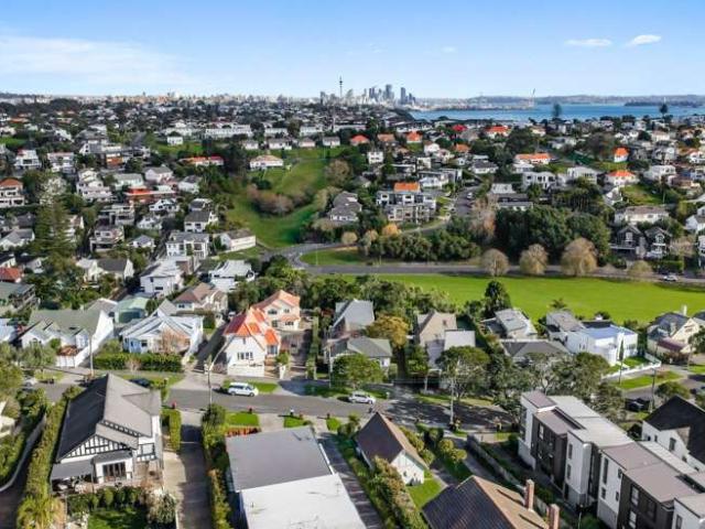 Apartment for sale in Hillersden