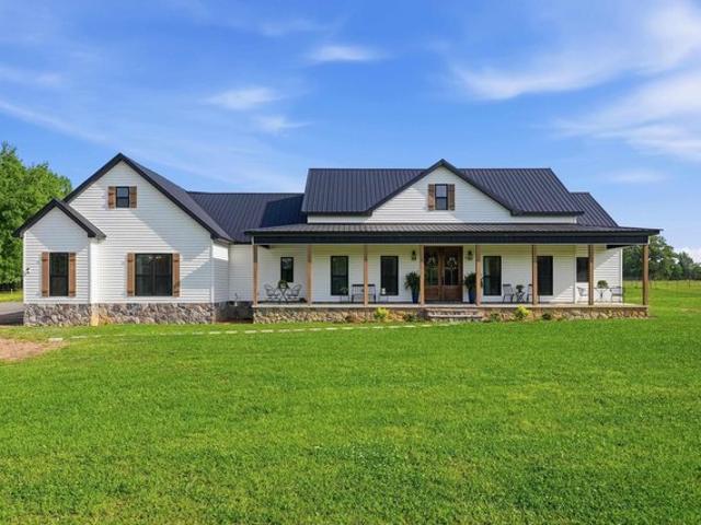 House for sale in Ark