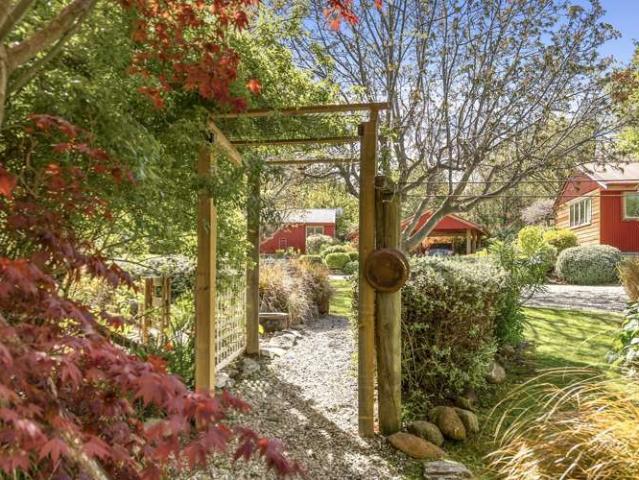 Property for sale in Otakou
