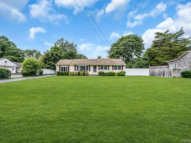 House for sale in Saint James, Town of Smithtown