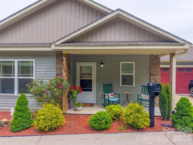 Townhouse for sale in Haywood, North Carolina