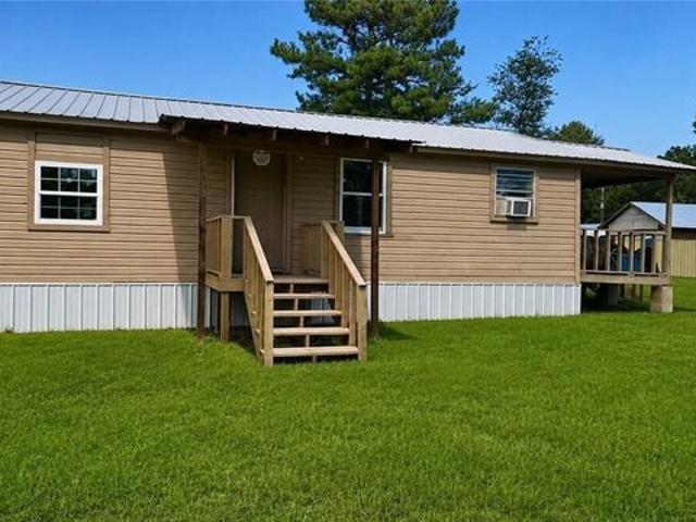 House for sale in Pembroke, Georgia