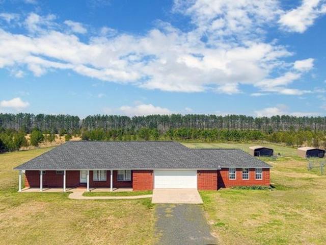 House for sale in Ark