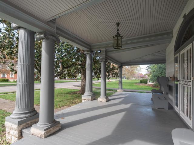 House for sale in Versailles