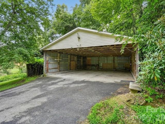 House for sale in Fletcher, North Carolina
