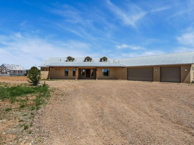 House for sale in New Mexico