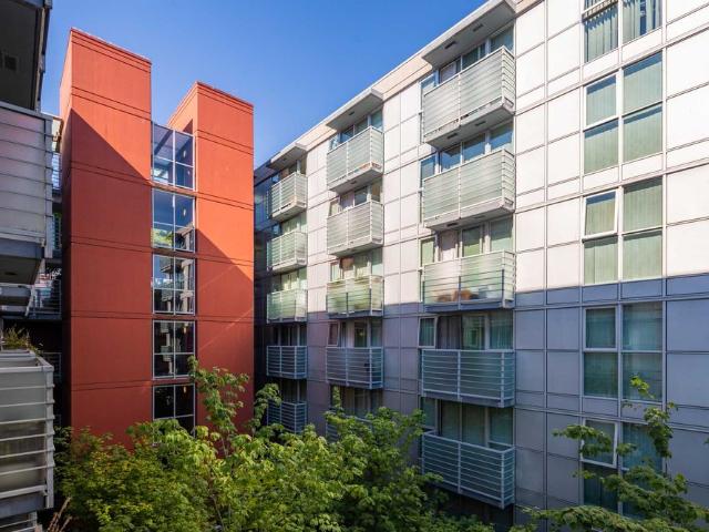 Apartment for rent in Vancouver, British Columbia