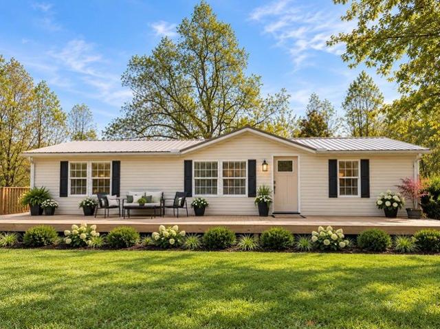 House for sale in Chesapeake, Lawrence County