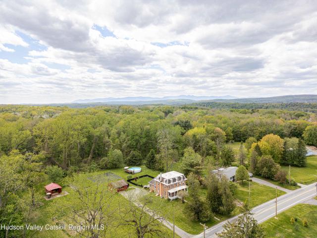 House for sale in Schodack Landing, New York