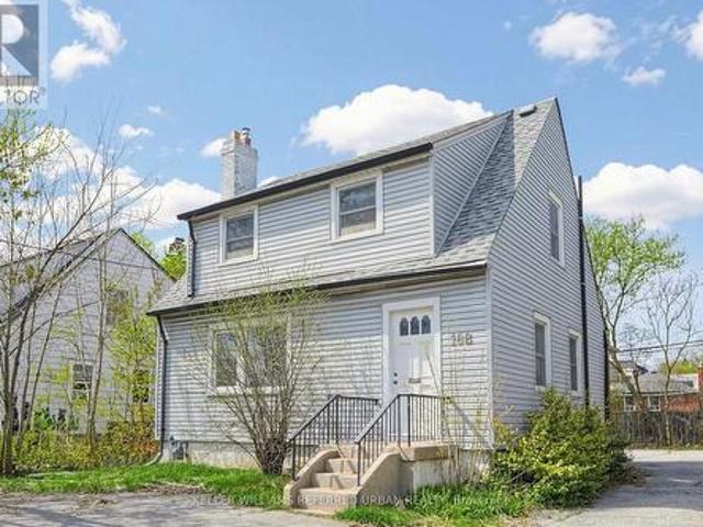Commercial for rent in Woburn, Ontario
