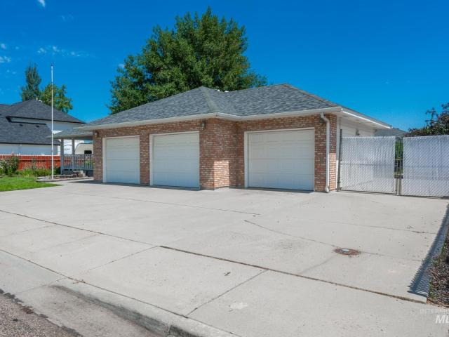 House for sale in Oregonia