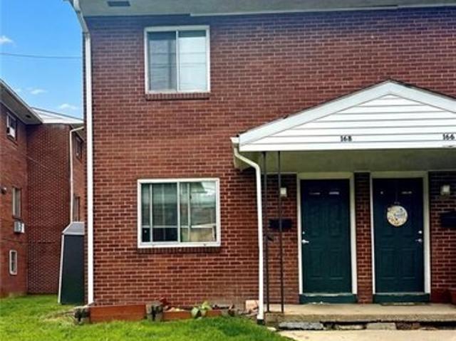 Townhouse for sale in Slippery Rock, Butler County