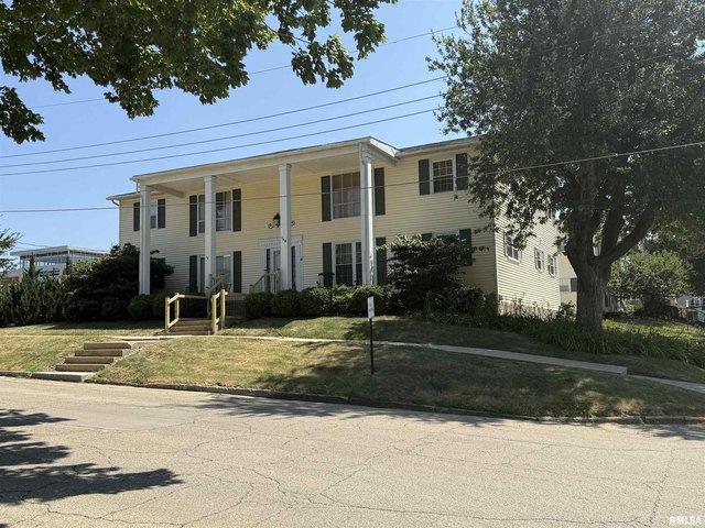 Condo for sale in Fulton, Illinois