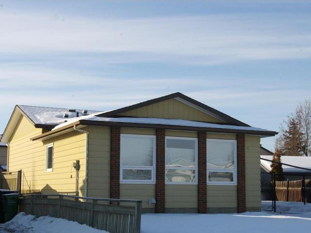 House for sale in Wedgewood, Alberta