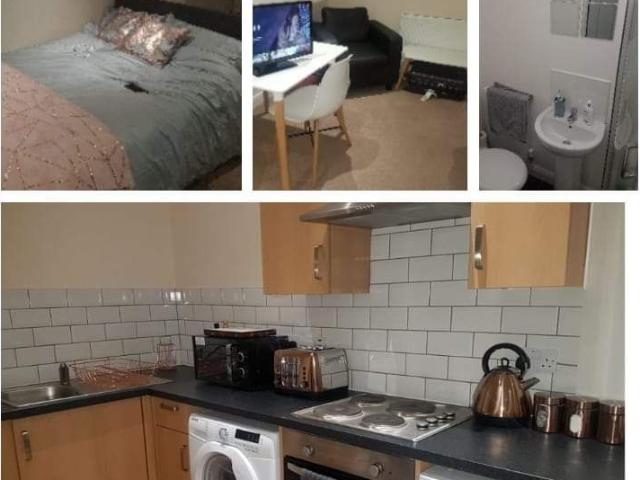 Studio for rent in West Yorkshire