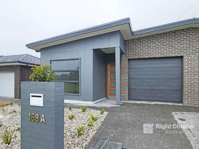 House for rent in Wollongong West, New South Wales