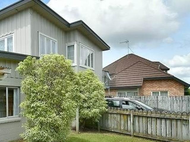 Apartment for rent in Whangaparaoa, Oroua County