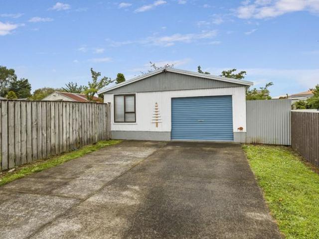 Apartment for rent in Pembroke, Taranaki