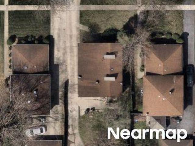 House for sale in Country Club Hills