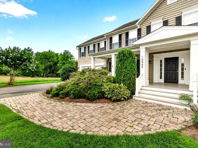 House for sale in Dickerson, Maryland