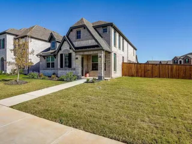 House for sale in Denton House for sale in Denton