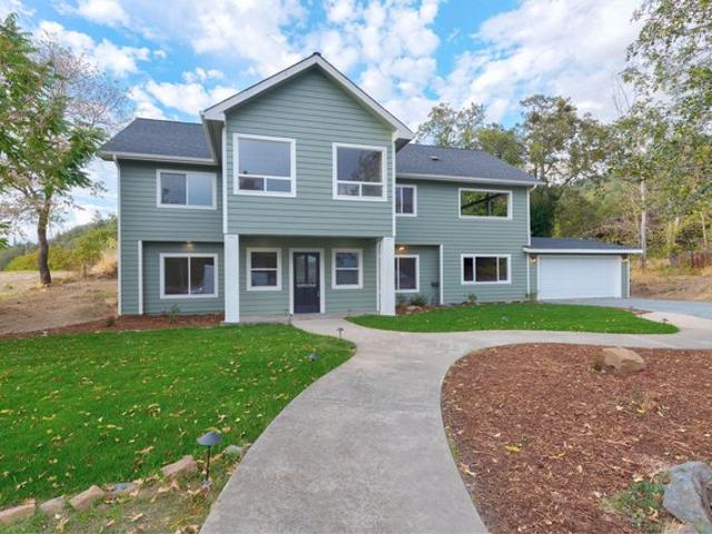 House for sale in Oregonia