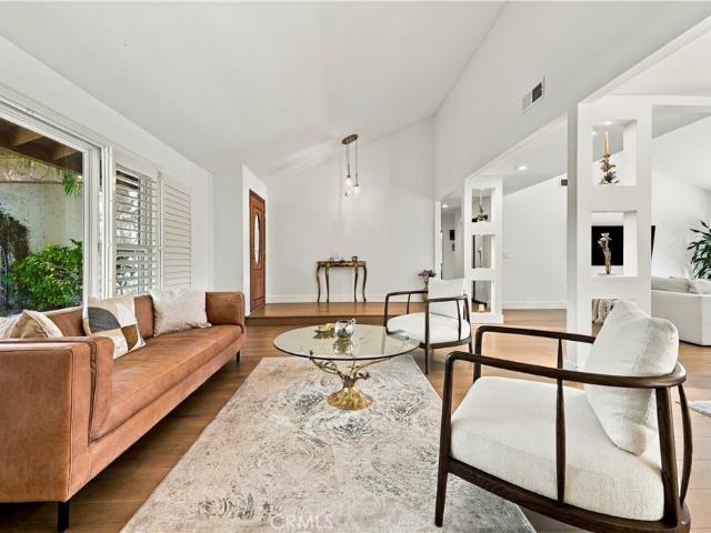 House for sale in Thousand Oaks, Ventura County