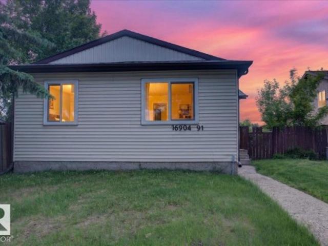 House for sale in Wedgewood, Alberta