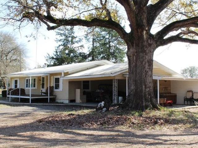 Farm for sale in Avery, Texas