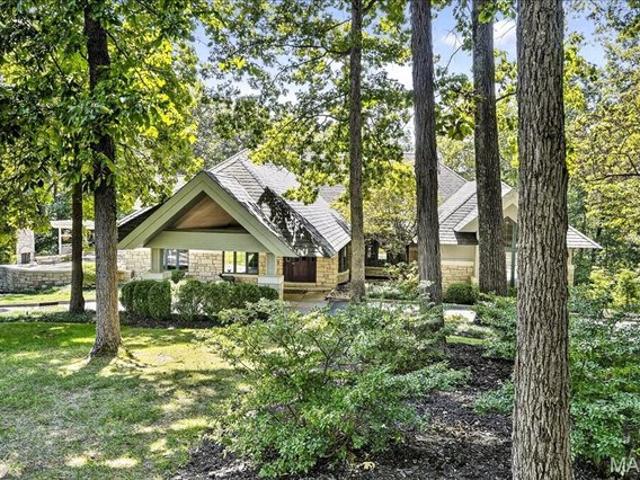 House for sale in Chesterfield, Missouri