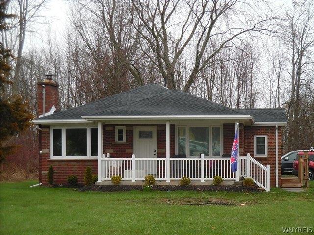 House for sale in Niagara, New York