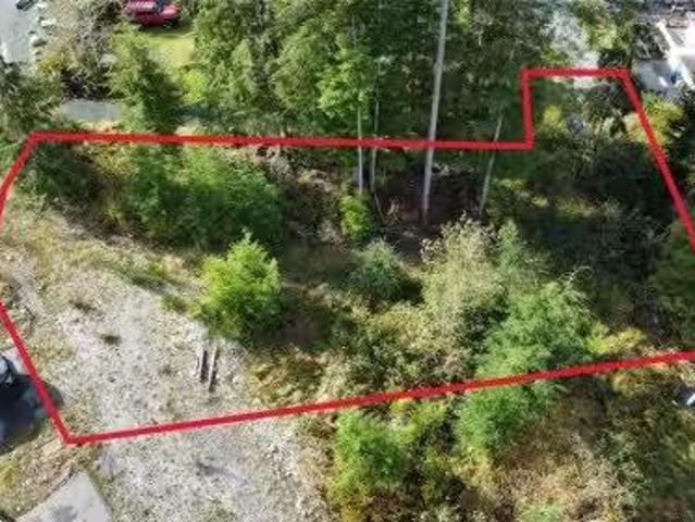 House for sale in Port Renfrew, British Columbia