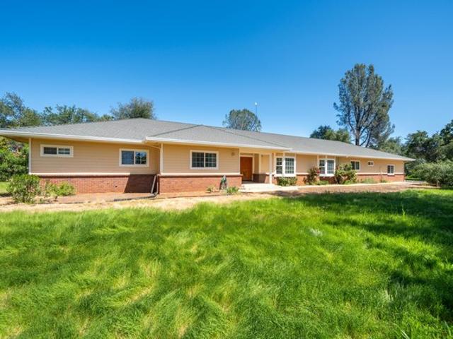 House for sale in Anderson, Shasta County