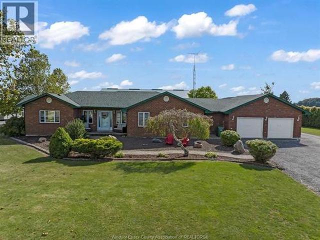 House for sale in Lakeshore, Ontario