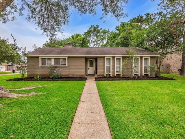 House for sale in Friendswood, Texas