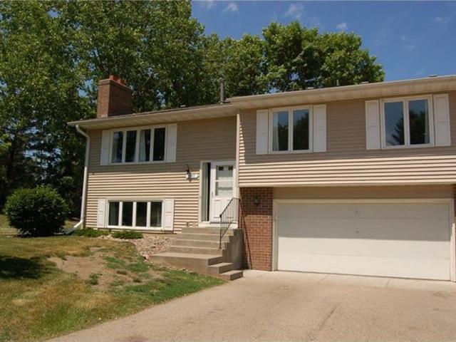 Townhouse for sale in Eagan, Minnesota