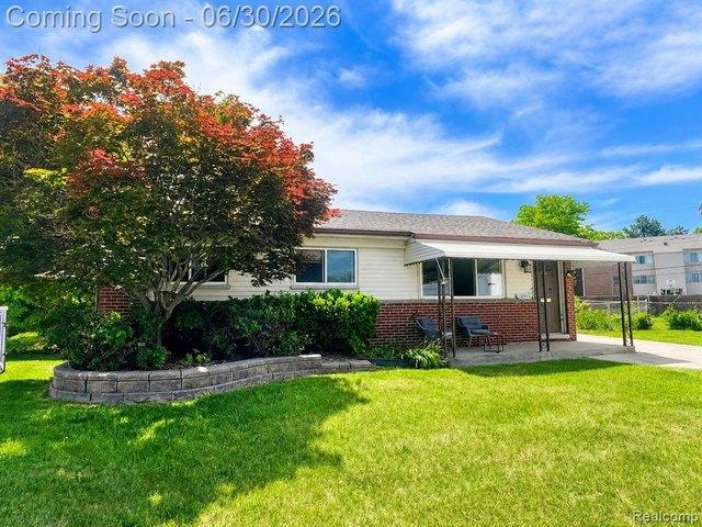 House for sale in Fraser, Michigan