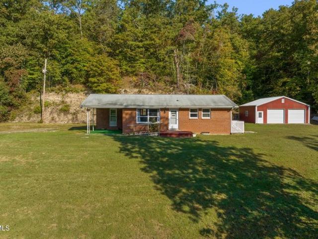 House for sale in Duffield, Scott County