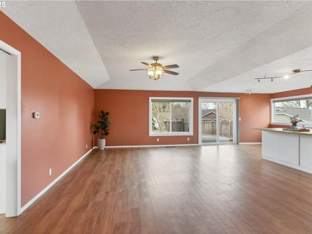 Townhouse for sale in Salem