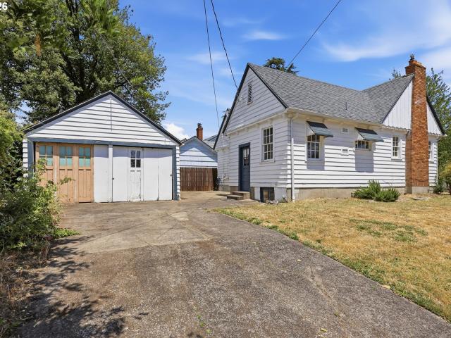 House for sale in Oregonia