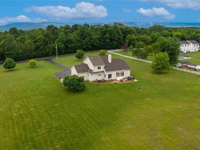 House for sale in Oneida, New York
