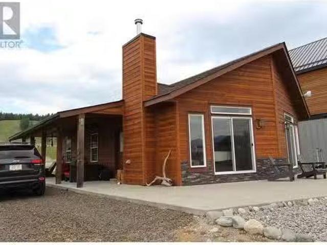 House for sale in Newgate, British Columbia