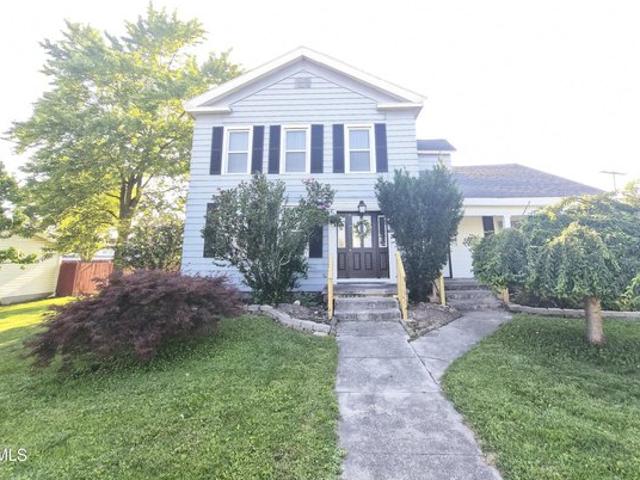 House for sale in Fostoria, Ohio