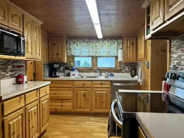 House for sale in Alpena