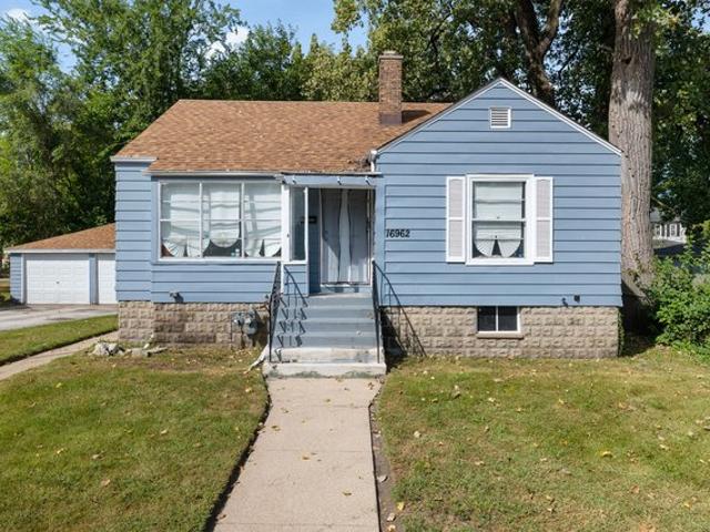 House for sale in Hazel Crest, Illinois