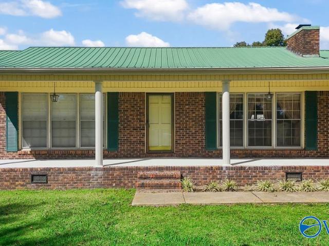 House for sale in White Oak, Albertville