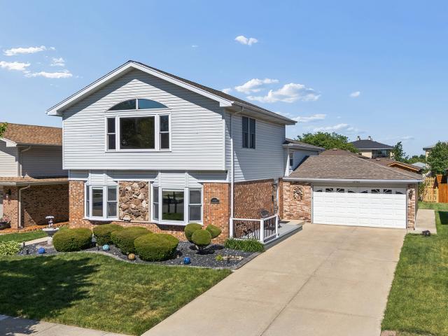 House for sale in Tinley Park, Illinois