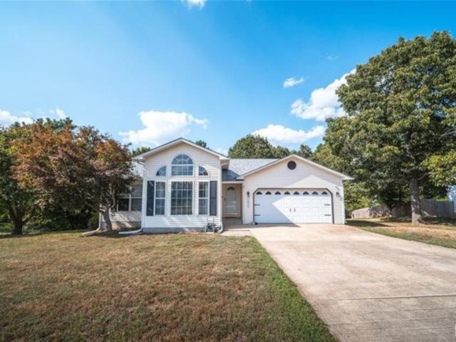 House for sale in Saint Robert, Missouri
