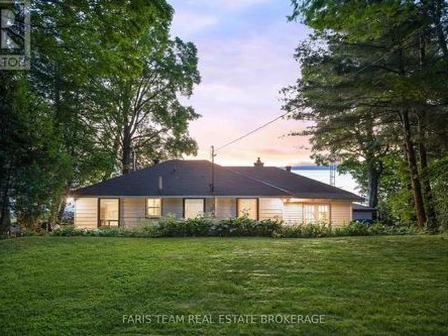 House for sale in Tiny, Ontario