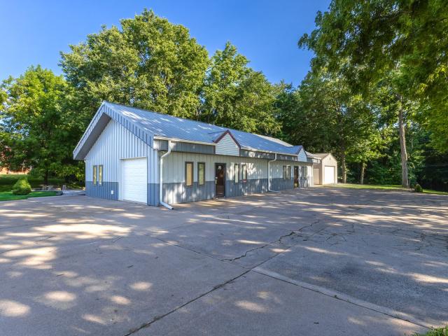 Commercial for sale in Le Claire, Iowa